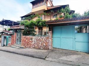 Margarita - Entire house with 4 bedrooms and free parking - Unrated properties in Gjirokastër