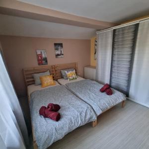 "Whispering pines" vacation home, close to Sofia