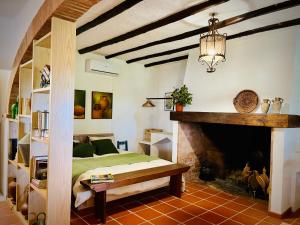 The Oak Tree Farm - Open Layout Concept by Portus Alacer - Ideal for Families - Unplug, Unwind, and Reconnect with Nature