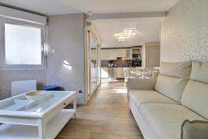 Superbe 3 ch avec ascenseur parking hyper centre Trouville