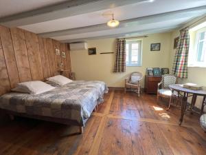 Maisons de vacances Gite Marcel et Marianne jardin et parking privatifs : photos des chambres