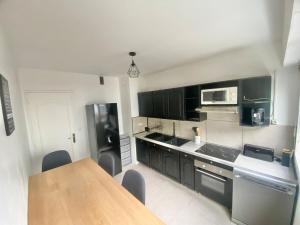 Appartements Modern home with 4 bedrooms : photos des chambres