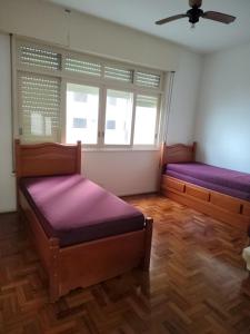 Pitangueiras frente ao mar com 2 quartos e 1 vaga