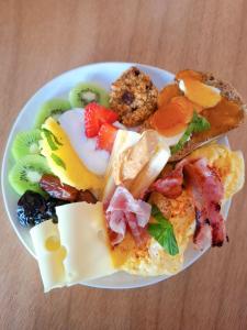 Maisons d'hotes Mas Notre-Dame, Adults only, situation ideale, grand jardin paisible : photos des chambres