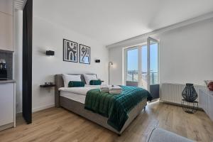 Golden Hour Apartments- Bohaterów Września 406