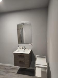 Lar de Yago - Apto Barreiros B