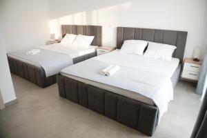 Olive Apartments