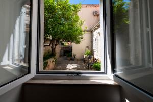 Residence Two Oranges