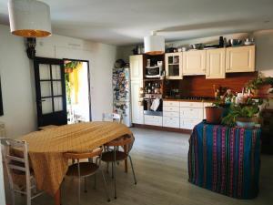 Villa with pool near sea and garrigue