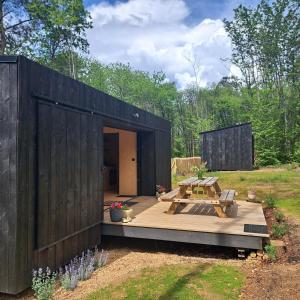 Cabin indebos
