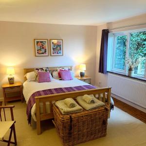 Yew Tree Cottage - walks from the door