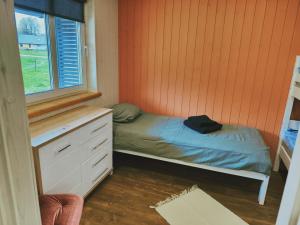 Family vacation, 2 bedroom house - Green House