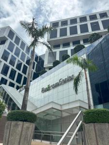 Cozy Condo Near MOA & Airport