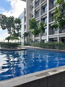 Cozy Condo Near MOA & Airport