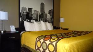 King Room - Non-Smoking room in Super 8 by Wyndham Terre Haute