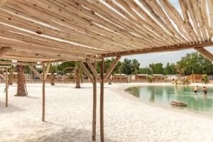 Mobil home premium plage et piscine domaine la yole proche valras plage