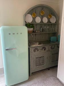 Villa Paradiso, Luxurious 8-Unit Escape in Bakoven, Camps Bay !