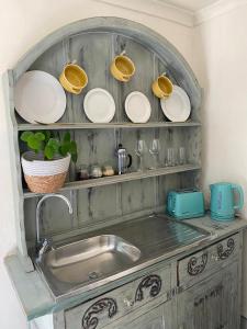 Villa Paradiso, Luxurious 8-Unit Escape in Bakoven, Camps Bay !