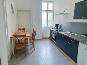 Sunny Central 70 m2 Long Term Apartment with Free Parking