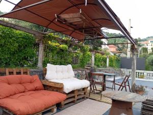 Meine Sonne Riviera, appartamento storico con vista mare, terrazzo e parcheggio