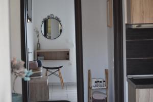 Karpouzi Seaview Apartments