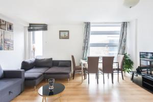 Central Stays 2 Bed Entire Apartment