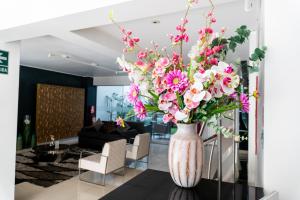 Apart Hotel Petit Palace Suites