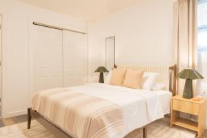 Cozy 1BR Apt Free Garage Parking Near NYC