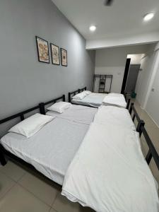 Modern & Cozy Home Stay