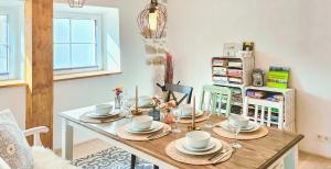 Apartment Südwind - Beautiful premium apartment with 2 bedrooms near Rhine Falls & Zurich Airport in Klettgau