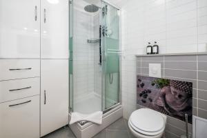 Studio Sole Split, Firule