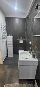 Apartament w starej kamienicy