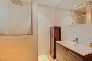 Villas Superbe Mas Provencal renove avec piscine, billard et climatisation a Paradou : photos des chambres