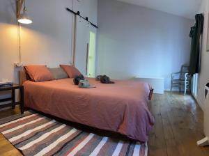 Alojamiento con encanto en planta superior ideal para trabajo y escapadas familiares en Montserrat