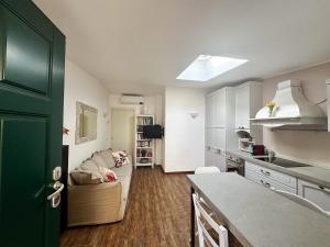 Two-room apartment 15 minutes from the Duomo