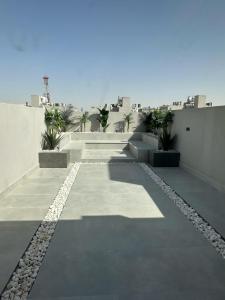 شقة فندقيه في الملقا مقابل الافنيوز lL14