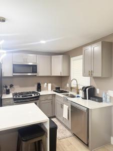 Atlanta Crystal Suite Near Downtown