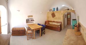 Corones House