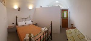 Corones House