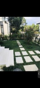 Cheerful 3 bedroom villa with free parking seeview