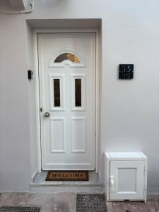 Semeli House
