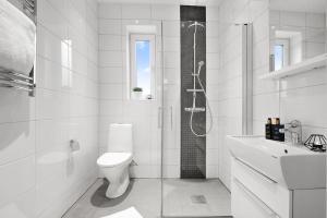 Exklusivt boende med pool & öppen spis