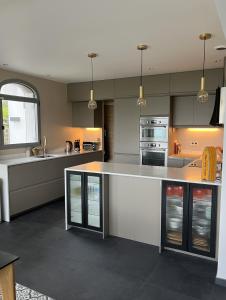 Villas Villa Medaillon, Sur la mer - Mesnil Val Plage : photos des chambres
