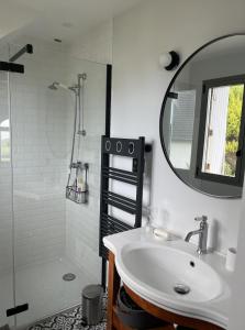 Villas Villa Medaillon, Sur la mer - Mesnil Val Plage : photos des chambres