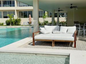 Azure Caribbean Emerald Spirit