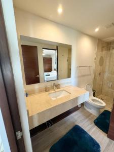 Azure Caribbean Emerald Spirit