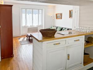 Maisons de vacances La maison Hortensias Vic-Sur-Cere - 4pers : photos des chambres