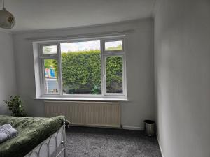 Room near Macclesfield Hospital