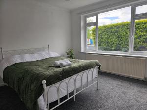 Room near Macclesfield Hospital