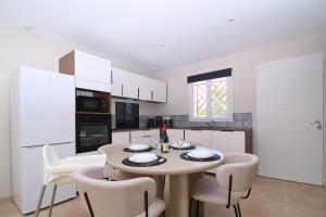 VILLA PERIGORD 1- Spacieux - clim - wifi - parking - Jardin